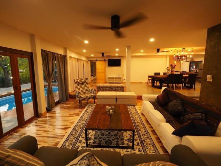 Rock Garden Beach D19 Pool Villa Rayong Exterior photo